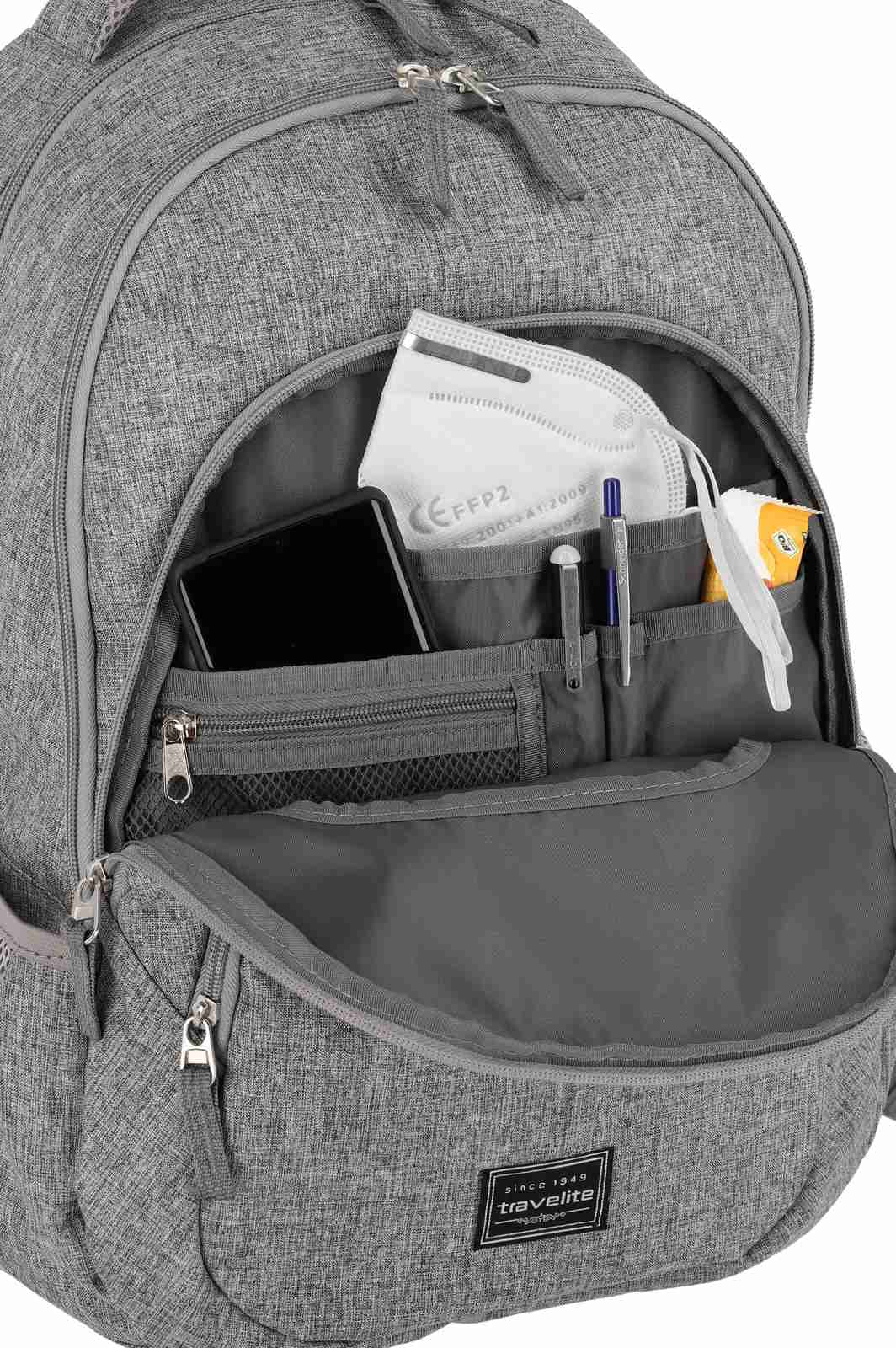 Travelite Basics Backpack Melange | Dagrugzak 96308 03 lichtgrijs voorvak