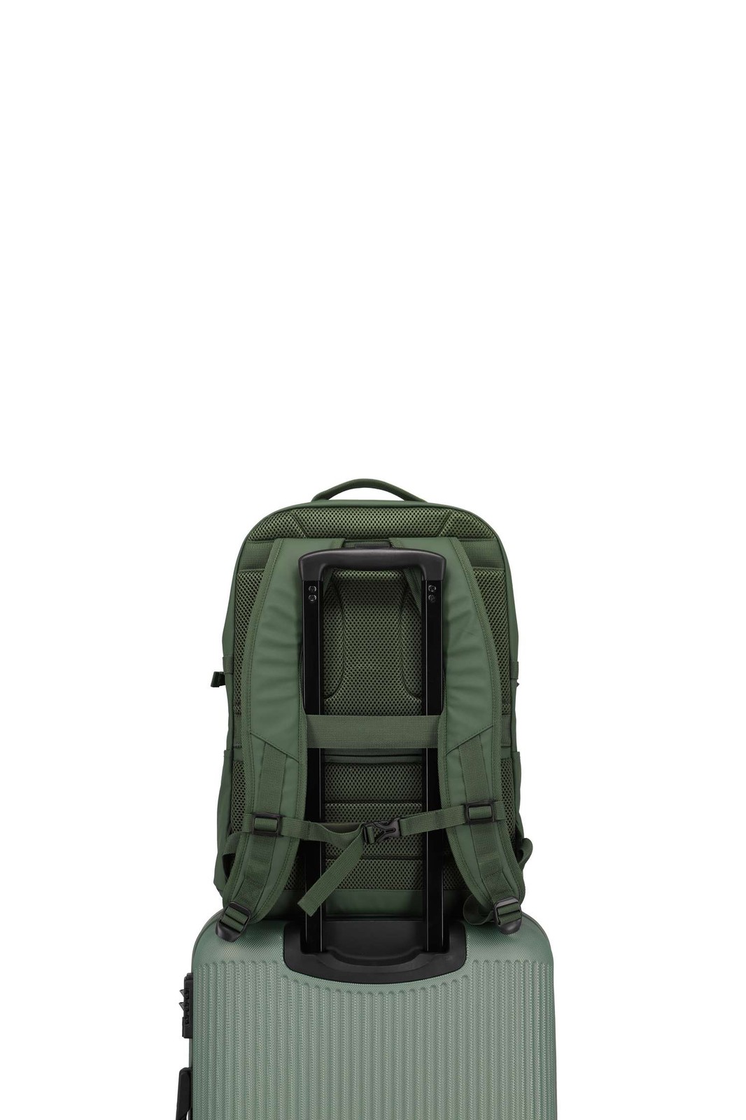 Travelite Basics Backpack Water Repellent 28 liter 96305 86 groen smartsleeve