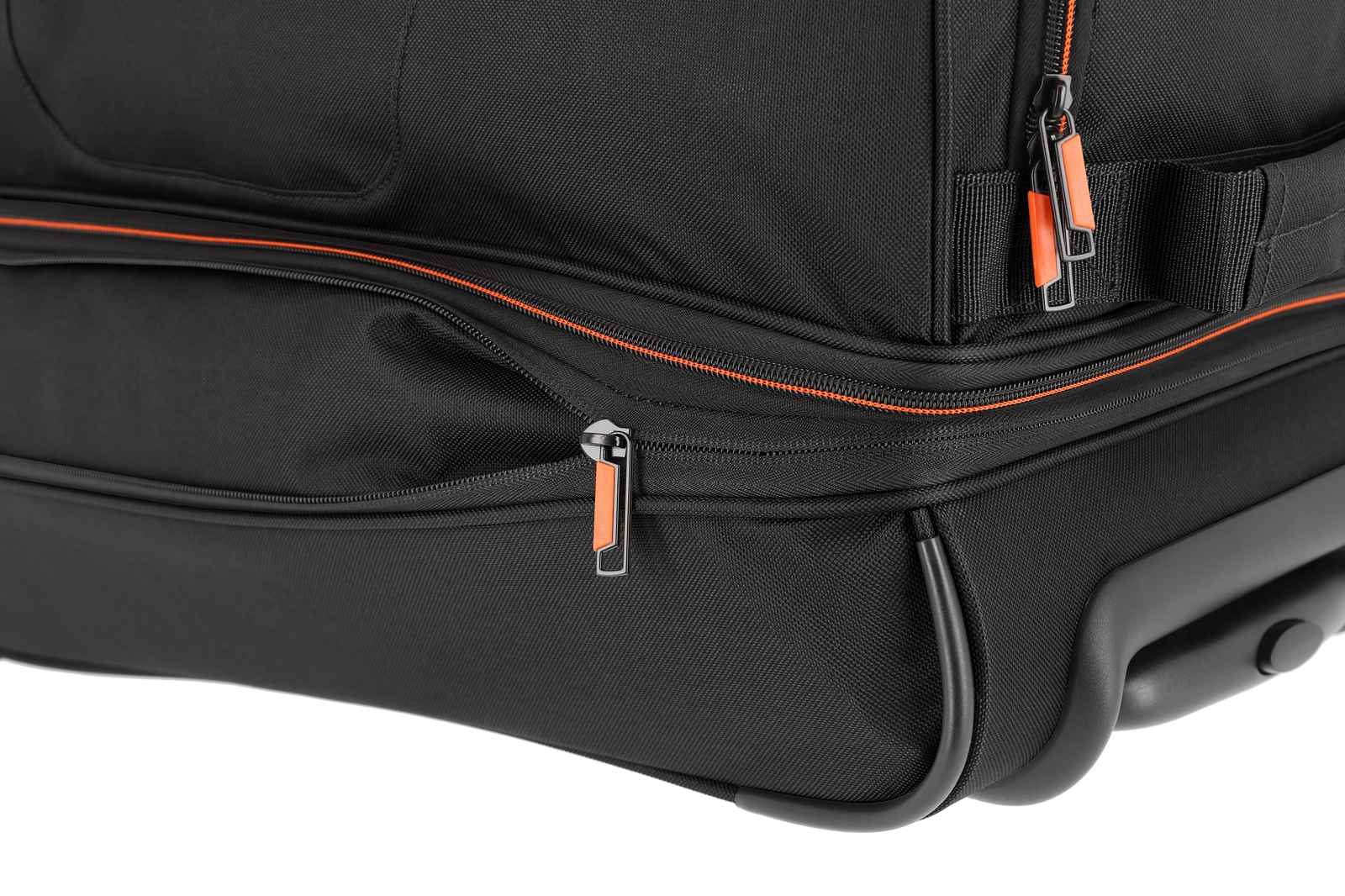 Travelite Basics Wheeled Duffle 55 | Reistas met wielen 96275 01 zwart detail